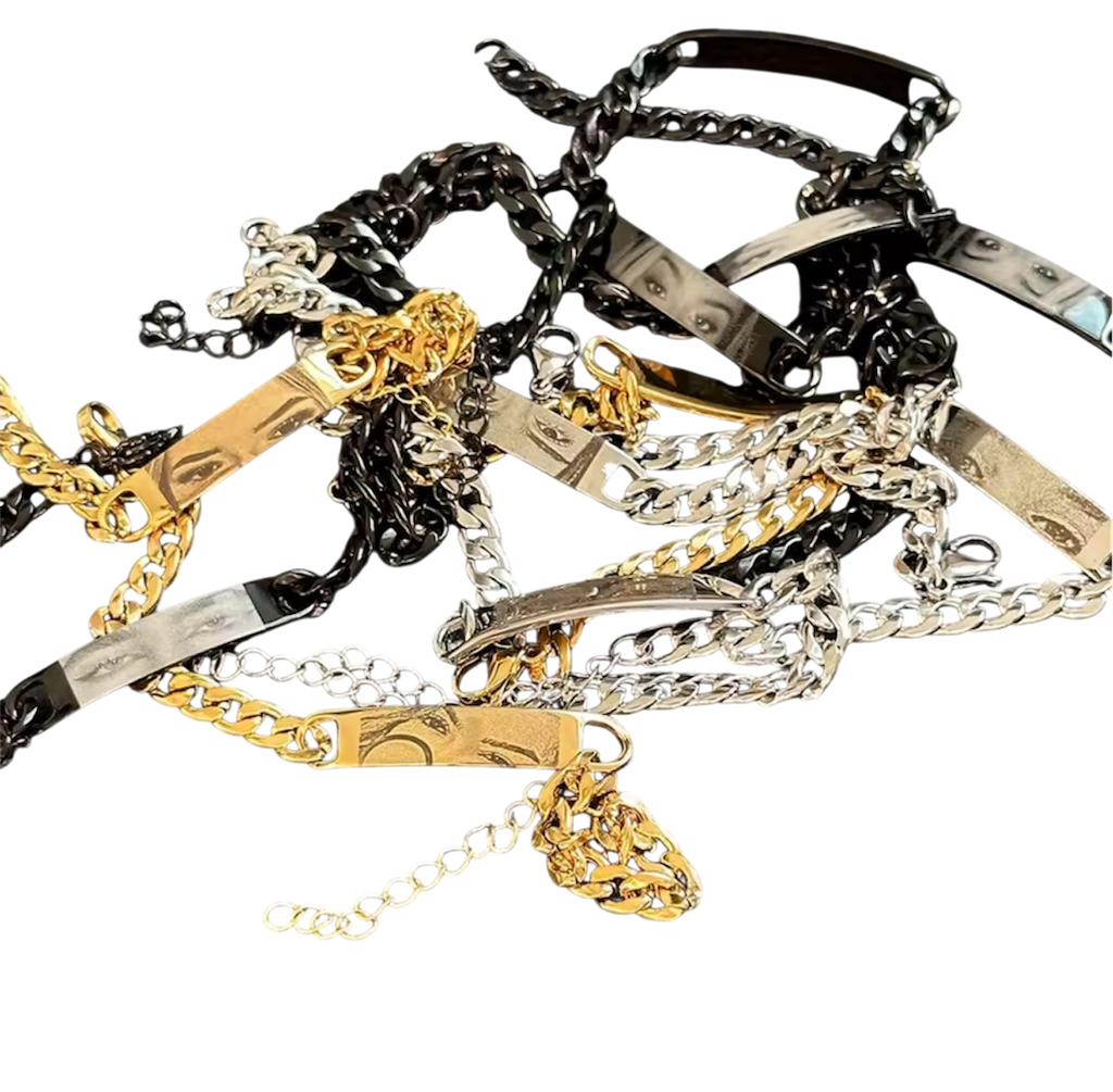 Custom Photo Engraved Bracelet – Eyes Edition